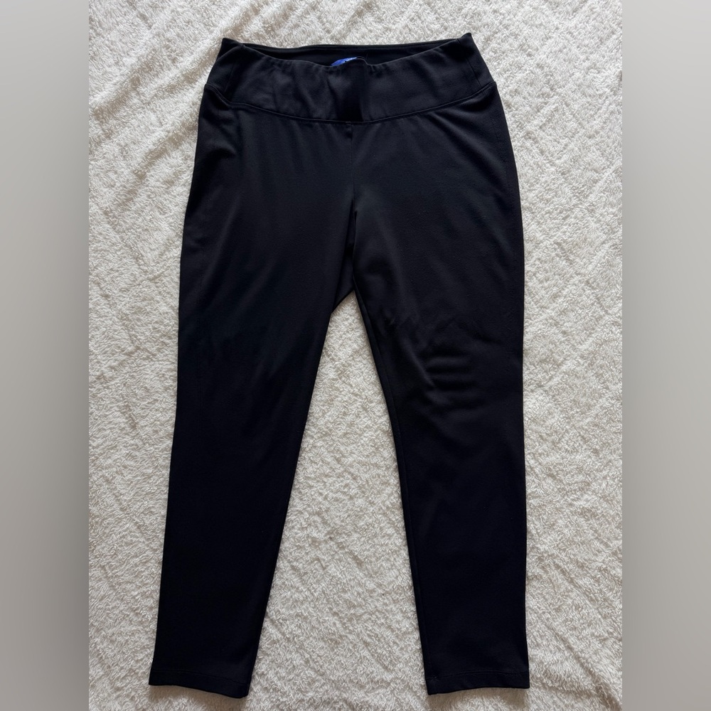 Apt 9 Pull on pants with elastic waist